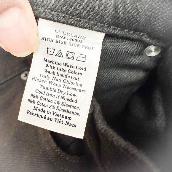 Everlane High Rise Kick Crop Black Denim Jeans Raw Edge Hem Size 26 - Picture 6 of 7